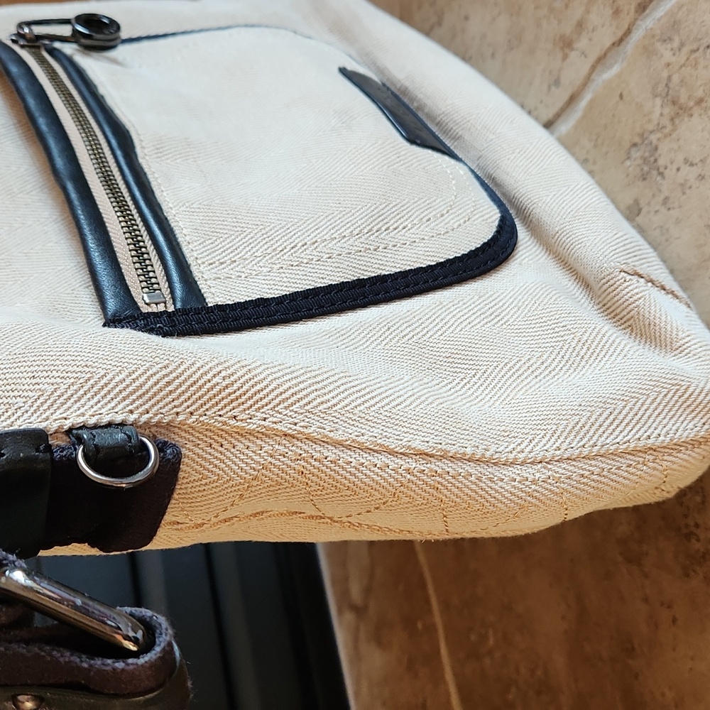 Kipling Tan With Black Accents Shoulder Bag - Picture 15 of 16